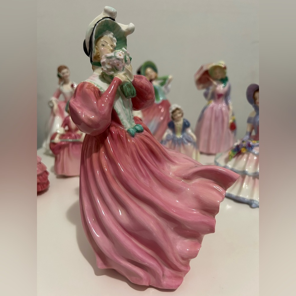 Royal Doulton Vintage Figurine Marguerite